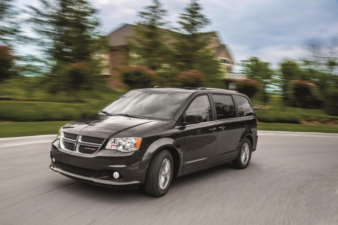 2019 Dodge Grand Caravan Wallpapers