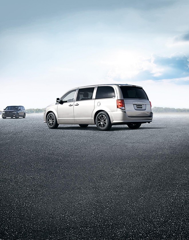 2019 Dodge Grand Caravan Wallpapers