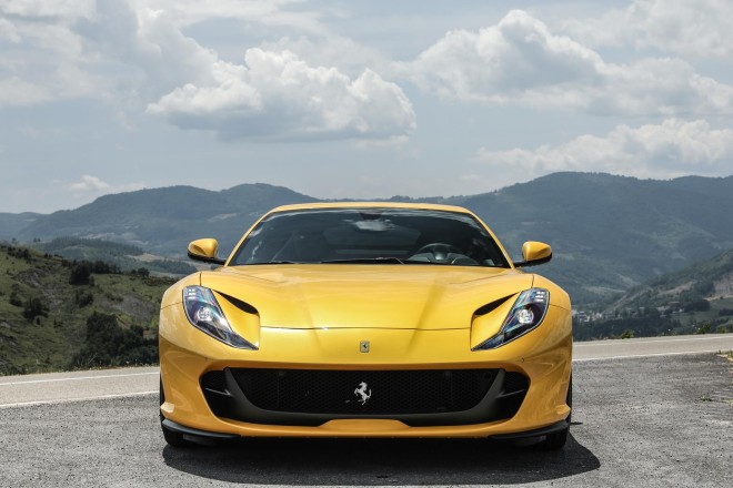 2019 Ferrari 812 Superfast Wallpapers