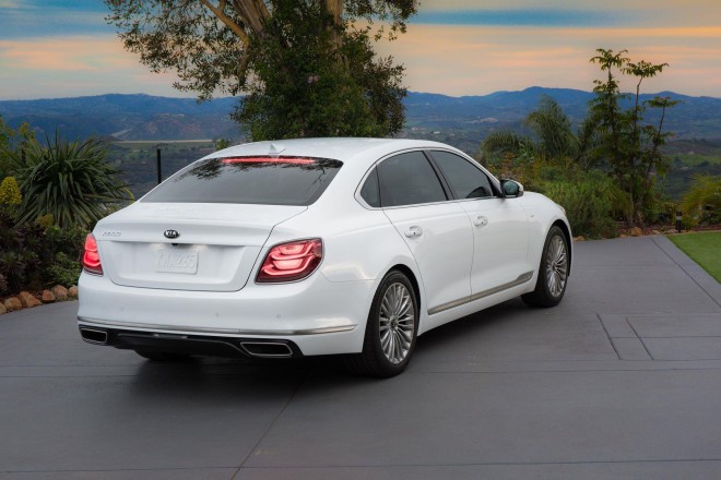 2019 Kia K900 Wallpapers