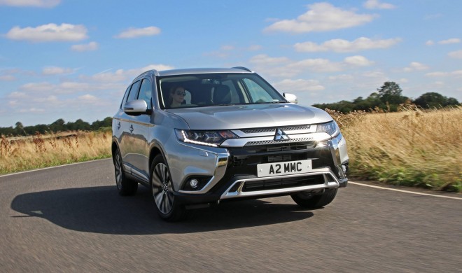 2019 Mitsubishi Outlander Wallpapers