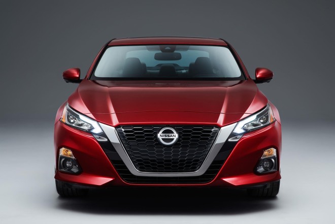 2019 Nissan Altima Wallpapers