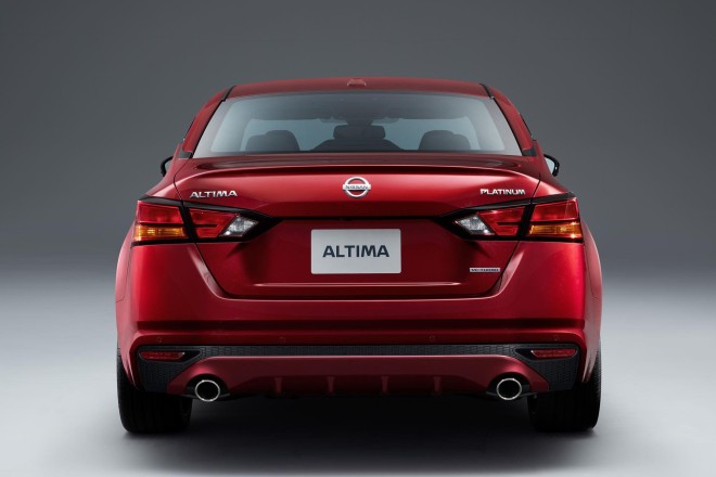2019 Nissan Altima Wallpapers