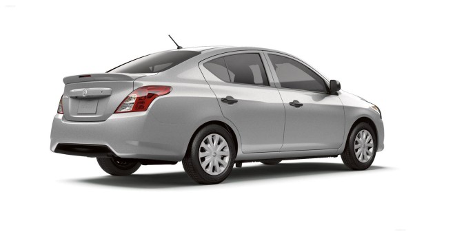 2019 Nissan Versa Wallpapers