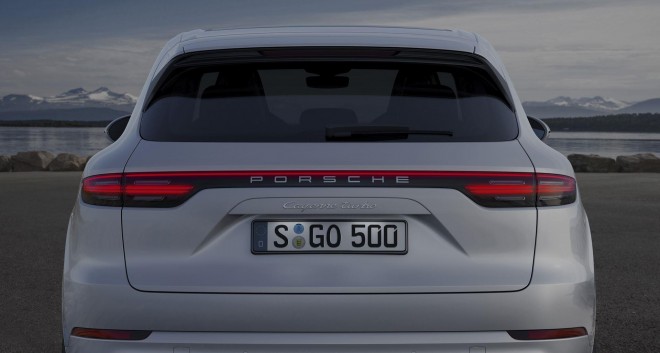 2019 Porsche Cayenne Turbo Wallpapers