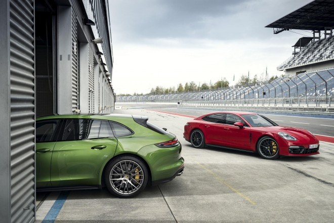 2019 Porsche Panamera GTS Sport Turismo Wallpapers