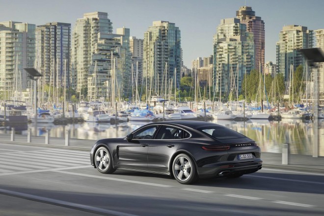 2019 Porsche Panamera Wallpapers