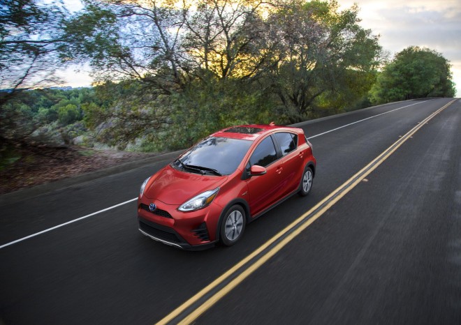 2019 Toyota Prius c Wallpapers