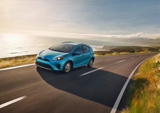 2019 Toyota Prius c Wallpapers