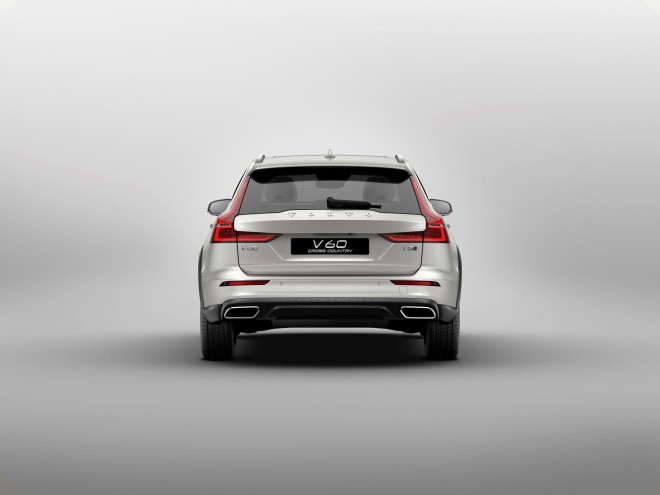 2019 Volvo V60 Cross Country Wallpapers